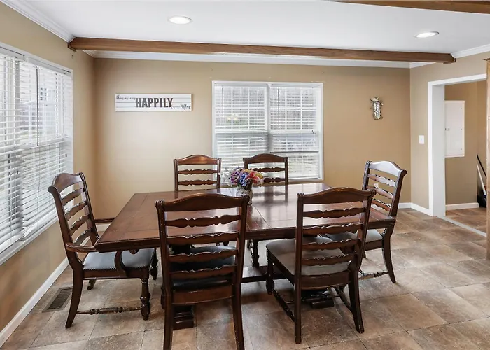 Scenic Views & Majestic Sunsets, Relax Like Home!