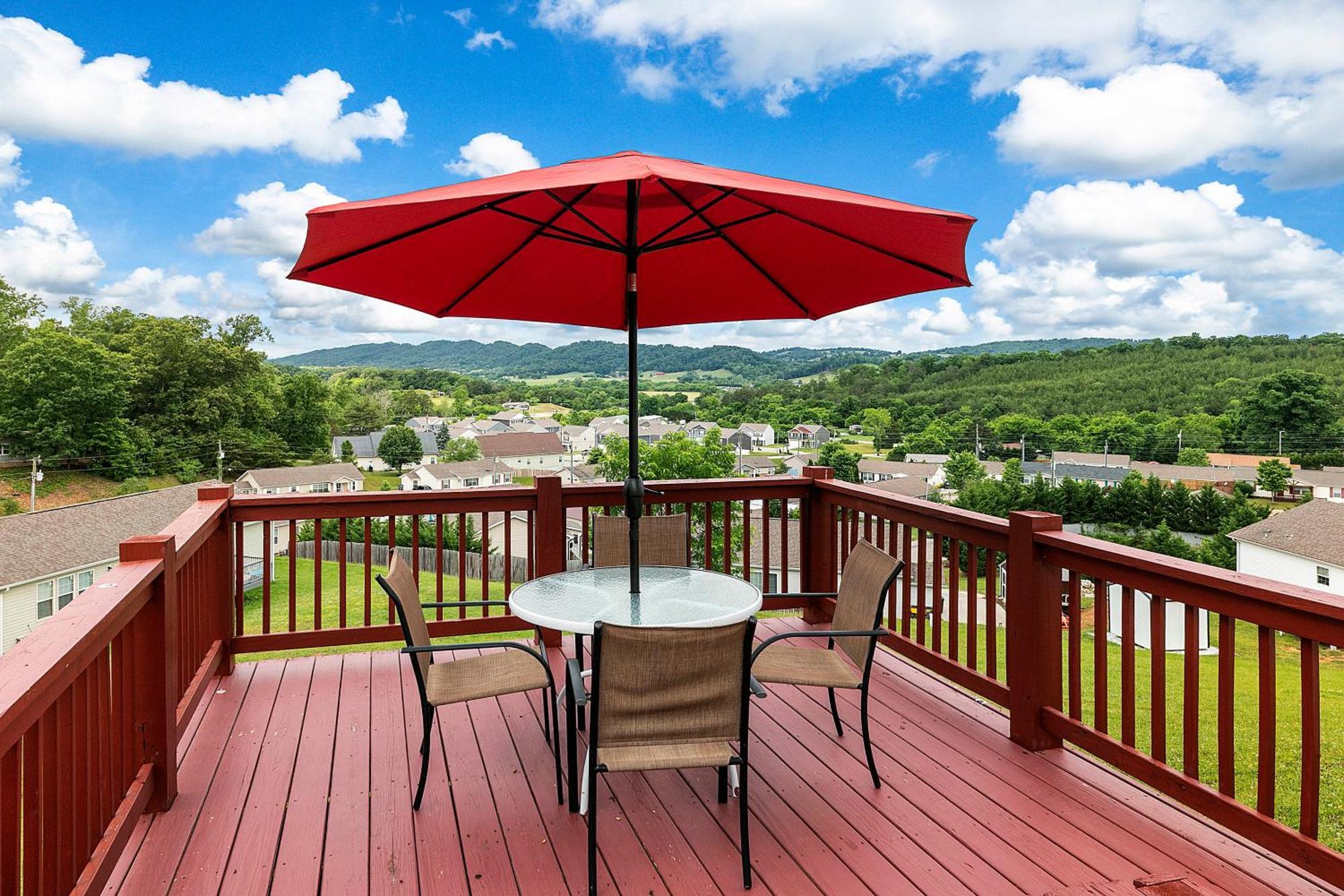 Scenic Views & Majestic Sunsets, Relax Like Home! Holiday home Dandridge